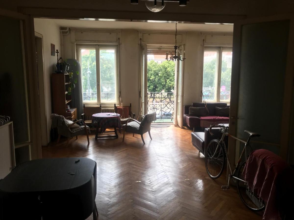 Spacious Apartman In The Center Budapest Exterior foto